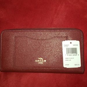 NWT COACH cross-grain leather wallet (crimson)